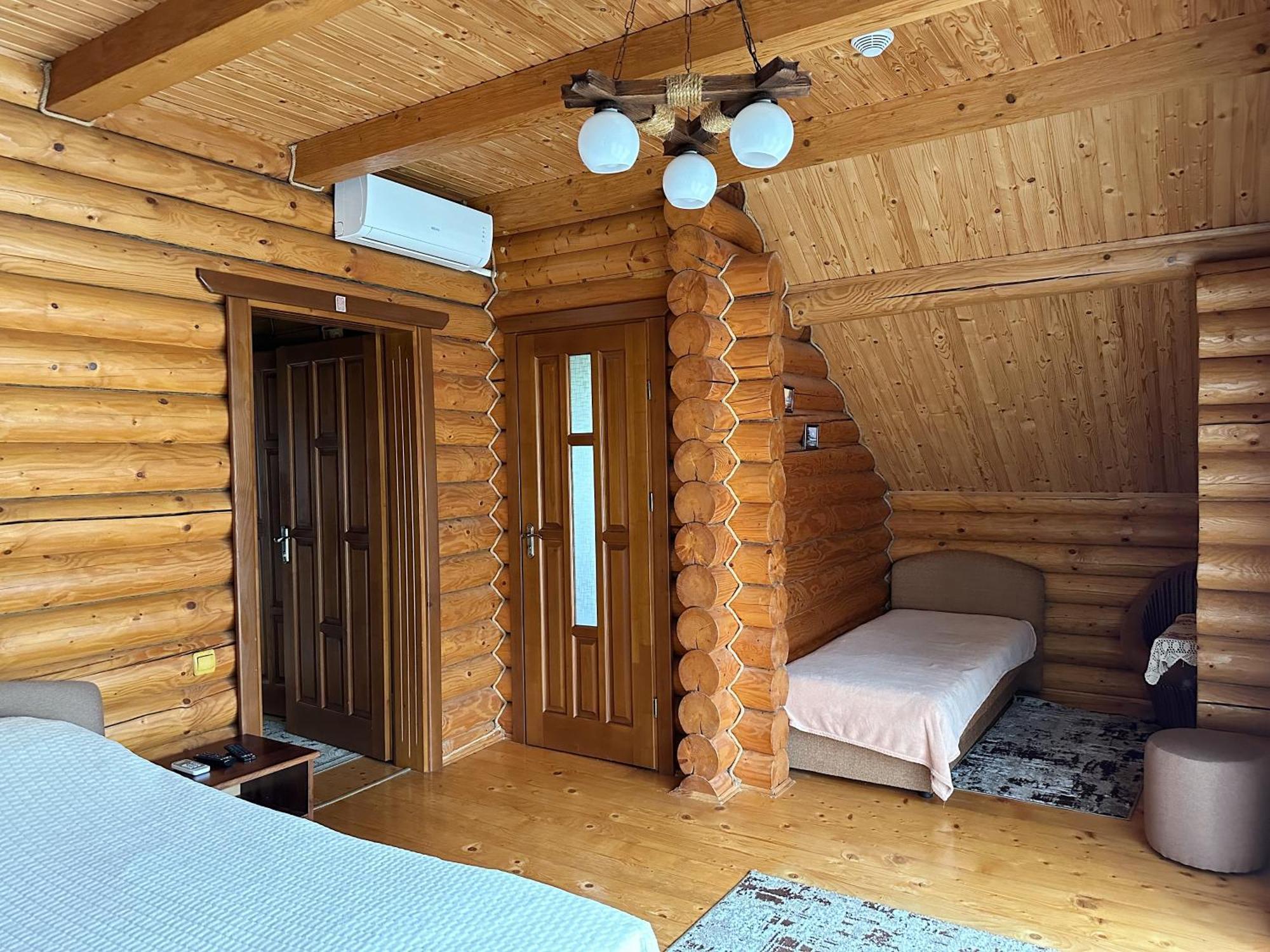Сонячний Лаз Country house Polyana (Transcarpathia)